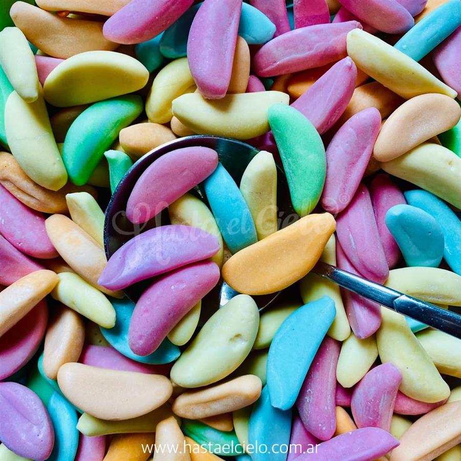 BANANITA DE AZUCAR MULTICOLOR PASTEL