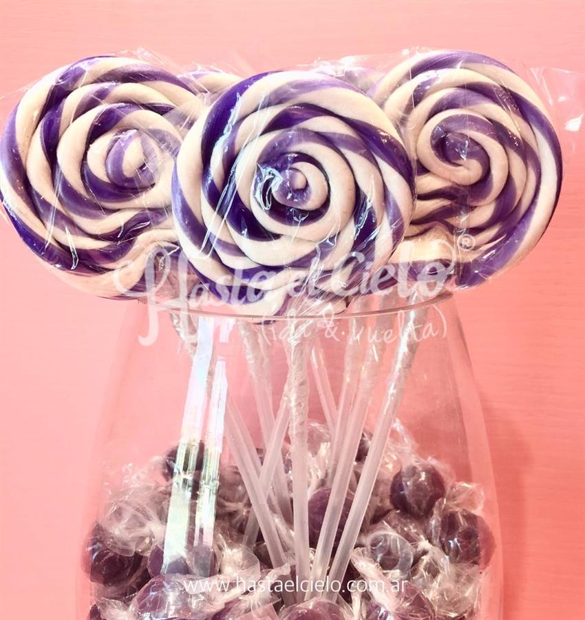 PALETAS DE CARAMELO 6CM VIOLETA/LILA Y BLANCO.
